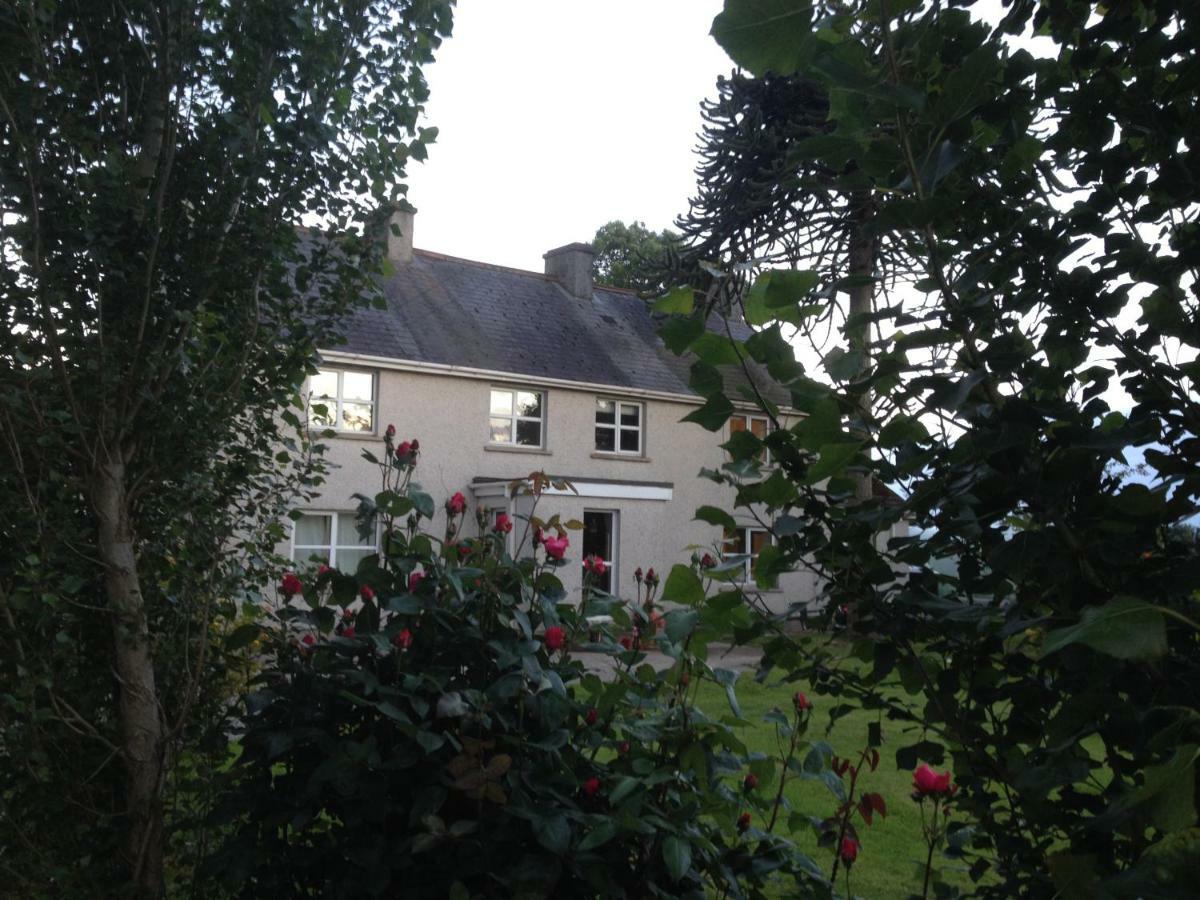 مبيت وإفطار أجالي Lisieux House On Lough Neagh المظهر الخارجي الصورة